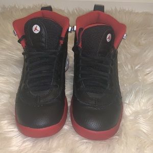 Jordan Jumpman Pro Bred Big Boys  size 6.5